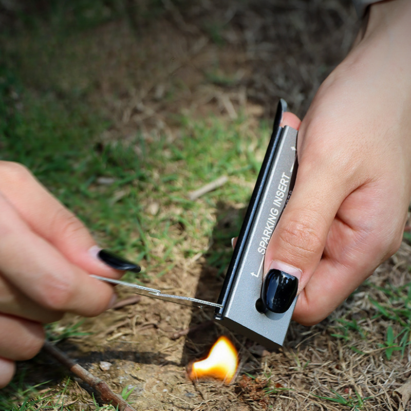 Kit di Accensione Fuoco Essenz - Magnesium Fire Starter recensione e prezzo